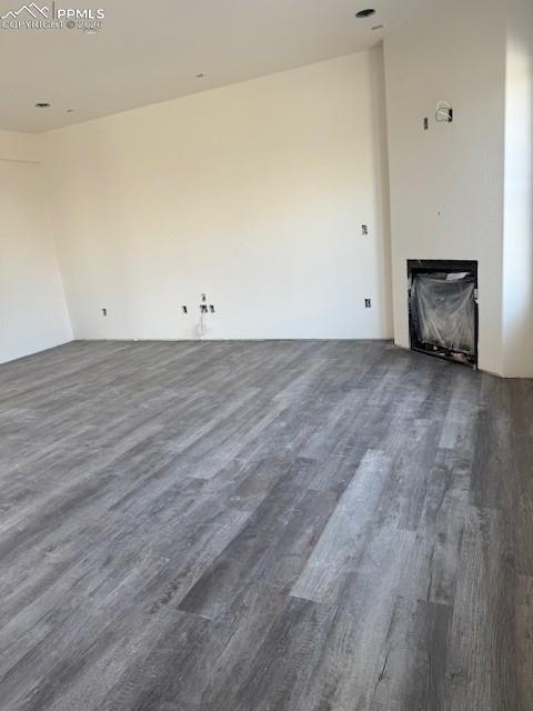 Image 9 of 24: Family Room