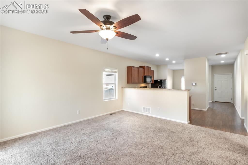 Image 19 of 38: Living Room