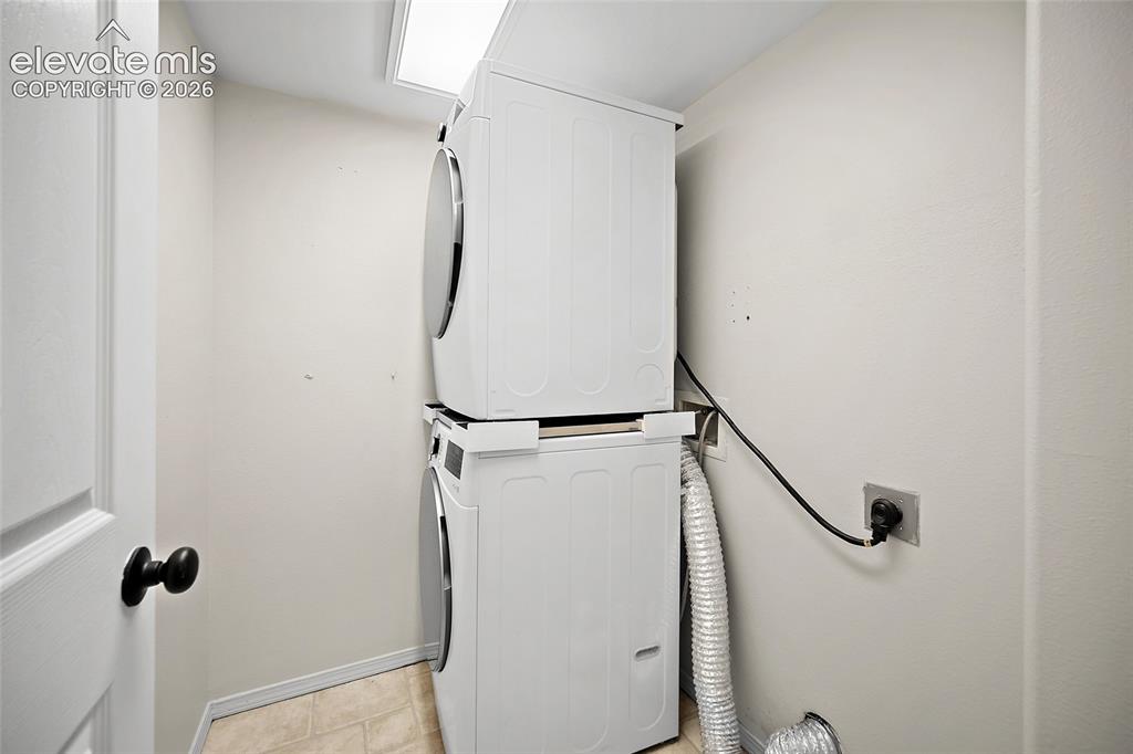 Image 19 of 49: Laundry