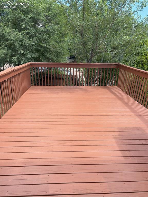 Image 39 of 39: Deck