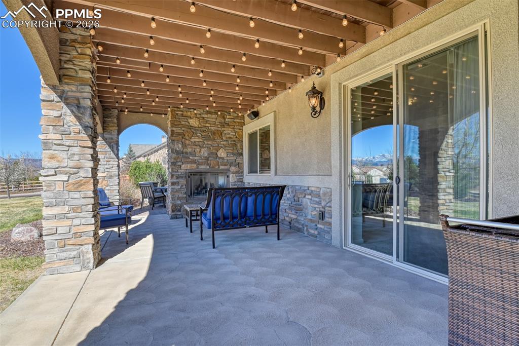 Image 3 of 25: Patio