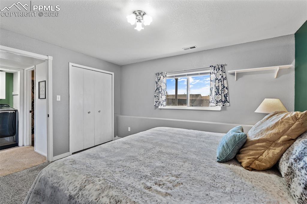 Image 26 of 35: Bedroom