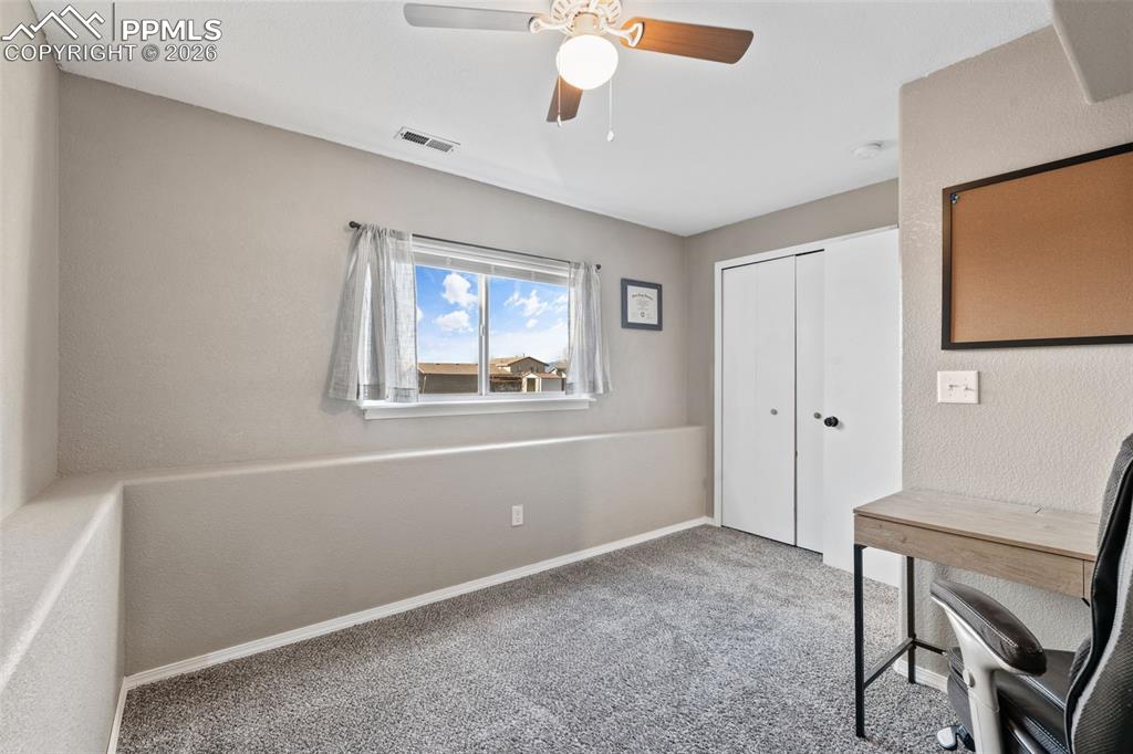 Image 32 of 35: Bedroom