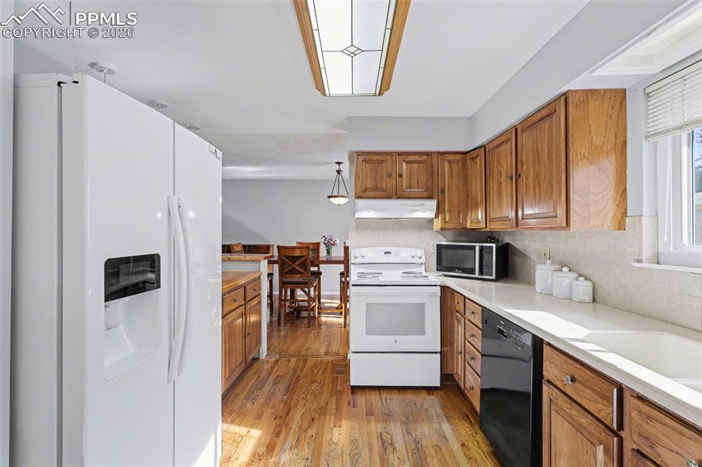 Image 11 of 42: No Description Available