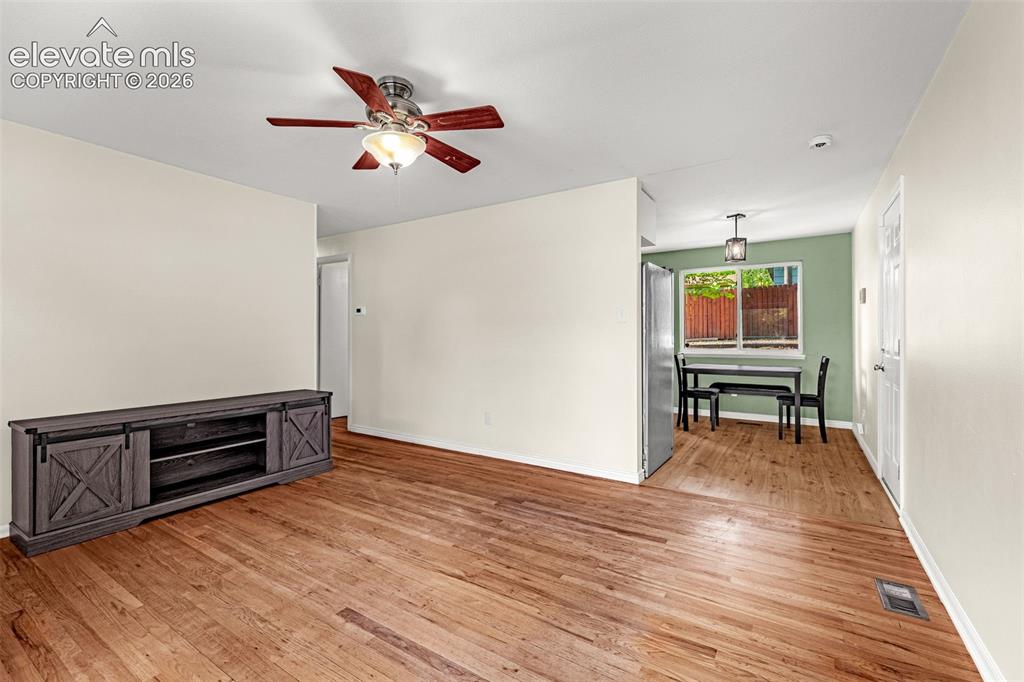 Image 8 of 27: Living Room