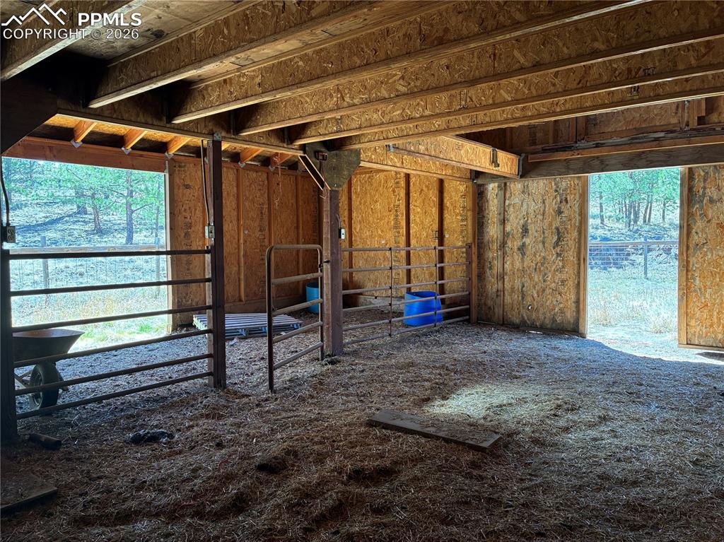 Image 38 of 40: Patio