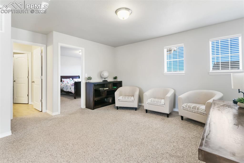 Image 22 of 42: Sitting Room