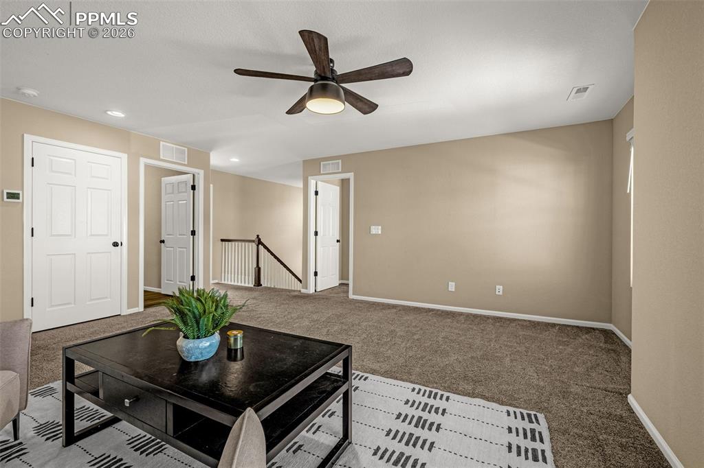 Image 30 of 46: Loft