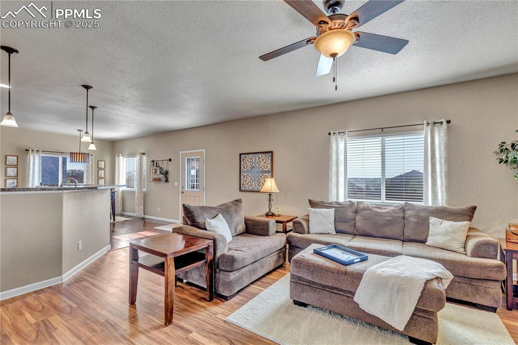 Image 14 of 47: Living Room