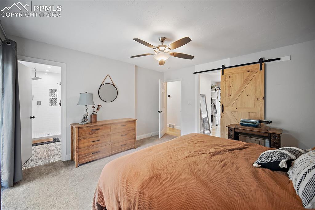 Image 20 of 47: Bedroom