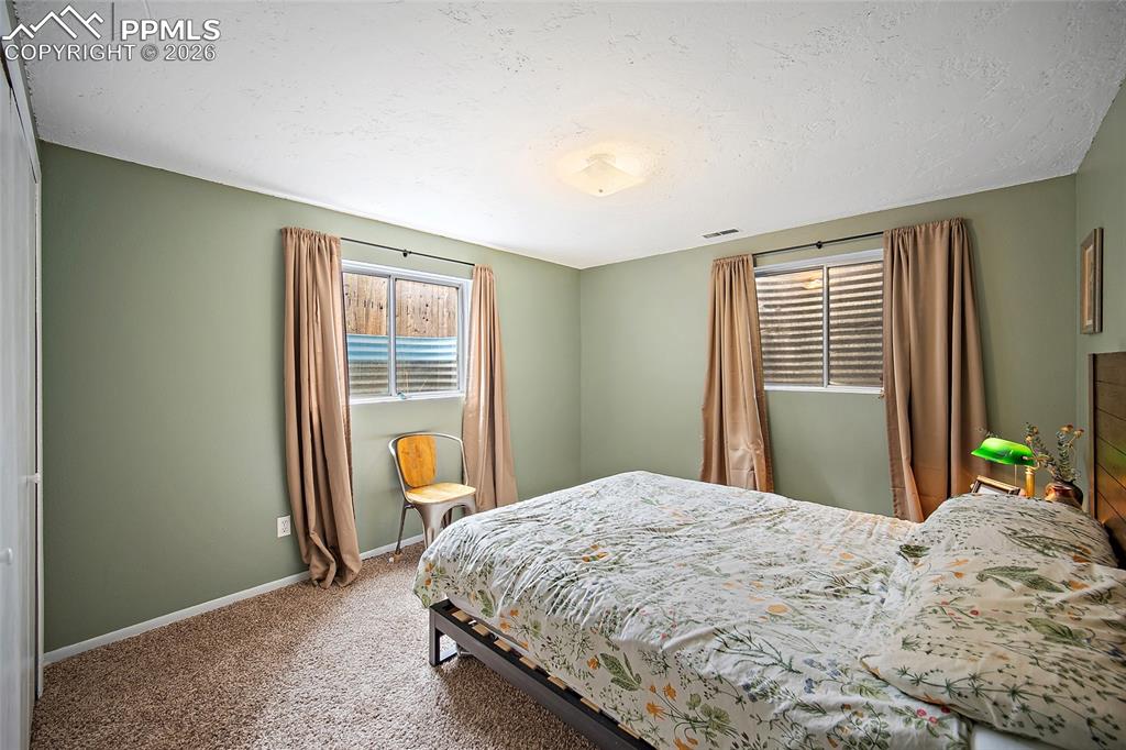 Image 33 of 47: Bedroom