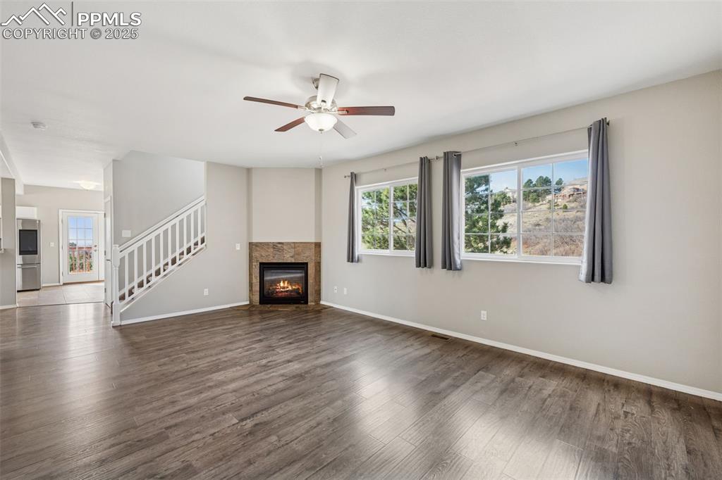 Image 8 of 34: Living Room