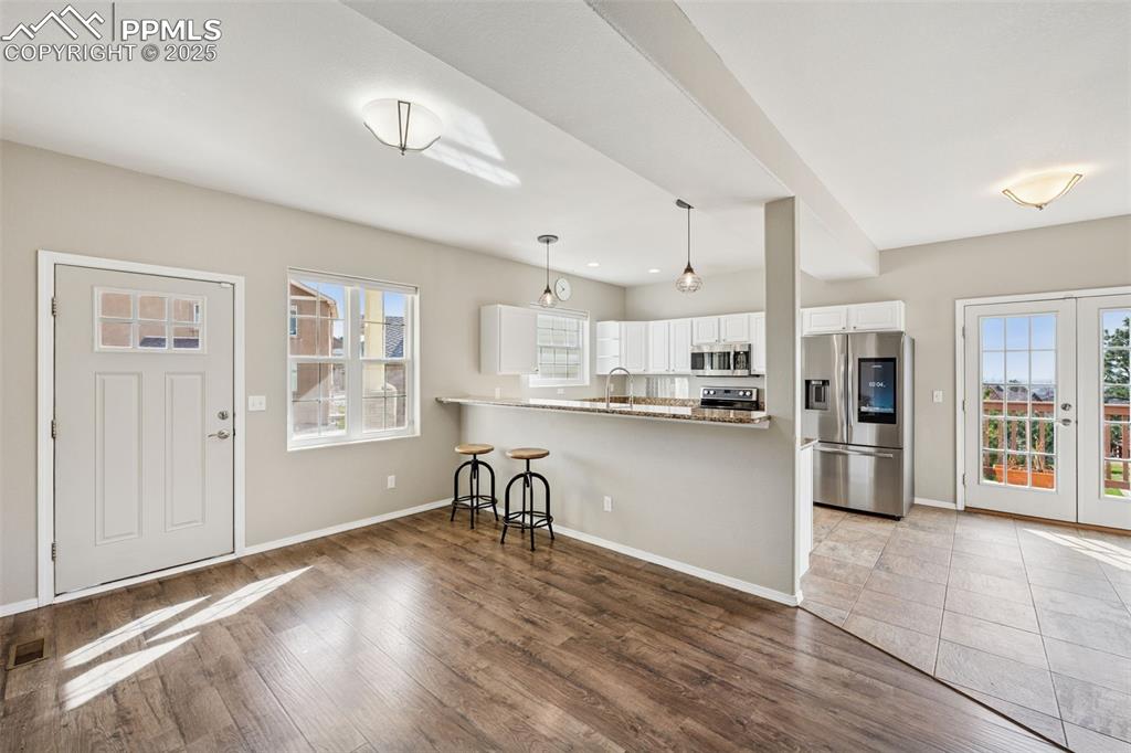 Image 9 of 34: Kitchen