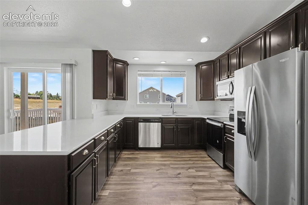 Image 9 of 43: Kitchen