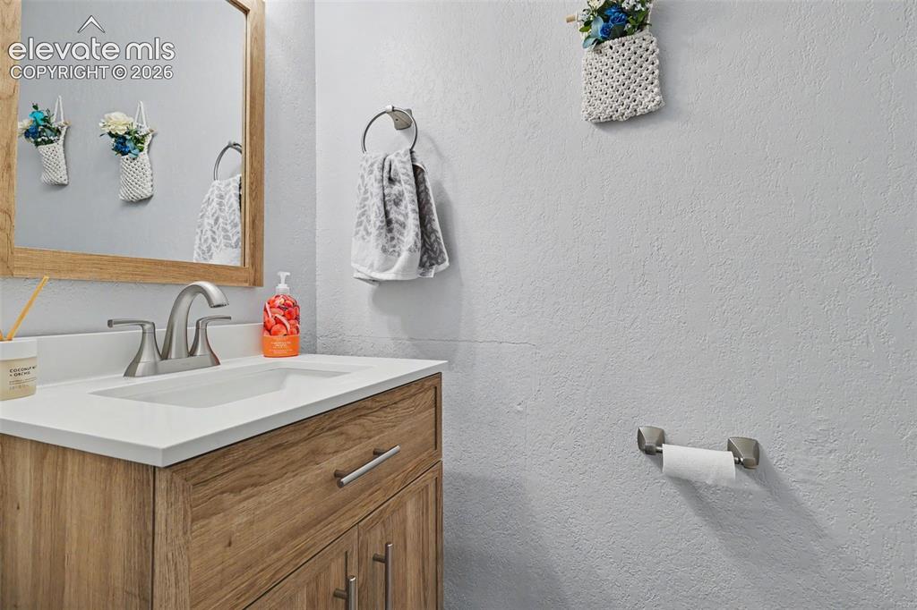 Image 12 of 29: Bathroom