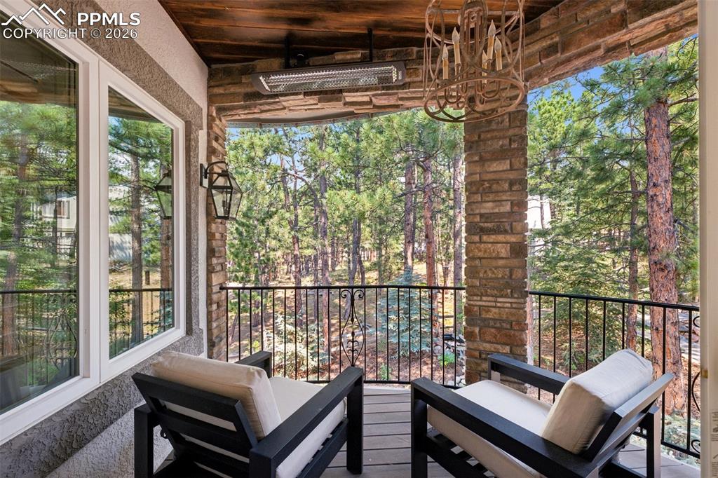 Image 28 of 50: Exercise Room