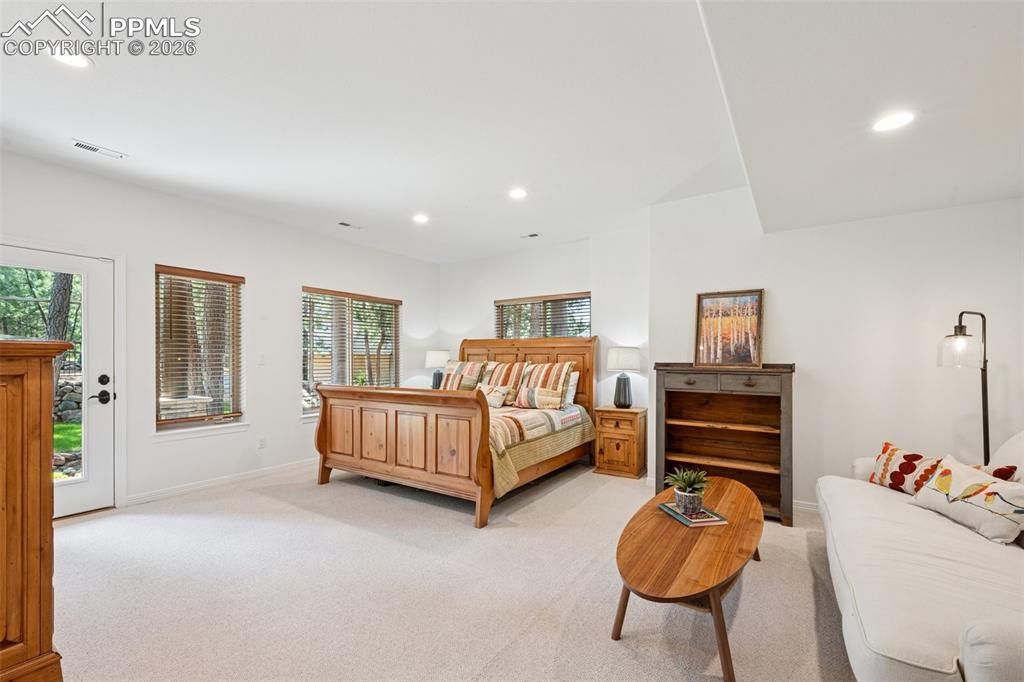 Image 47 of 50: Bedroom