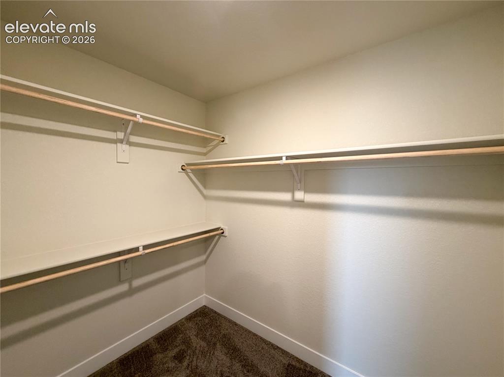 Image 27 of 40: Closet