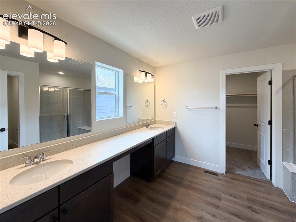 Image 29 of 40: Master Bathroom