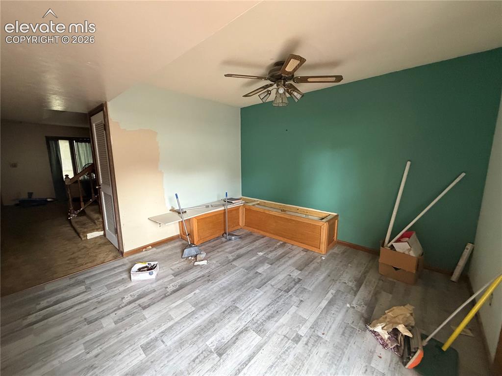 Image 6 of 23: Dining Area