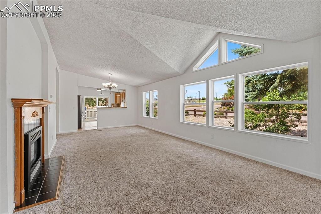 Image 6 of 24: Living Room