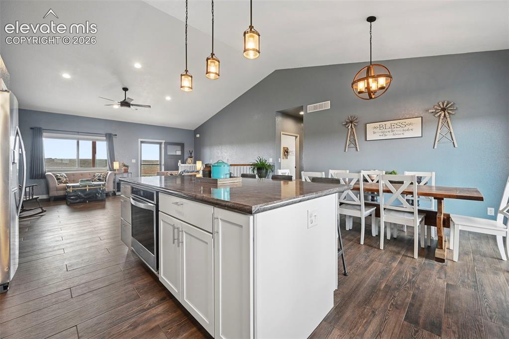 Image 13 of 50: Kitchen with large island