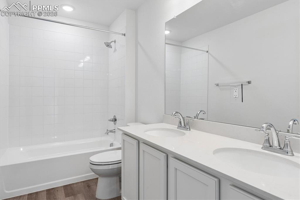 Image 15 of 24: No Description Available