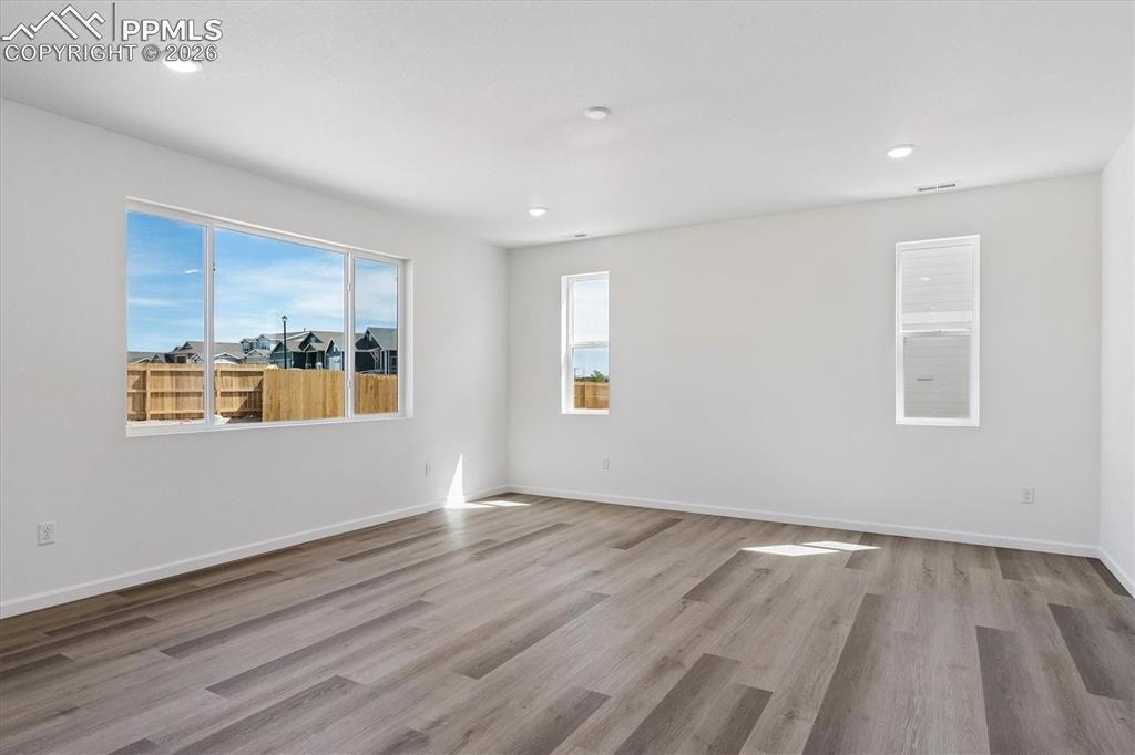 Image 5 of 24: No Description Available