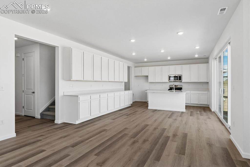 Image 8 of 24: No Description Available