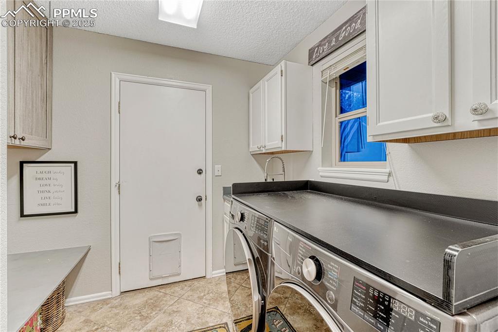 Image 17 of 48: Laundry