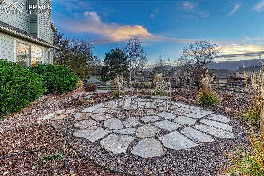 Image 41 of 48: Patio