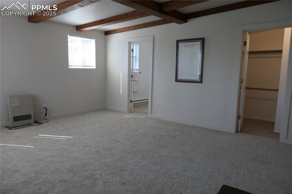 Image 24 of 48: Master Bedroom