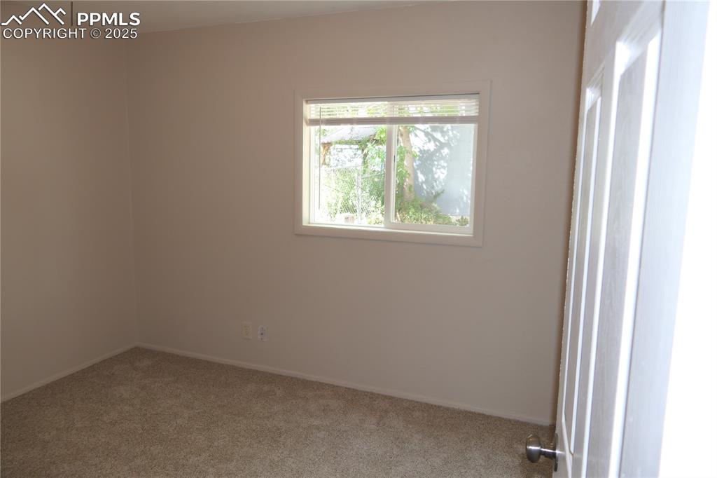 Image 33 of 48: Bedroom 1