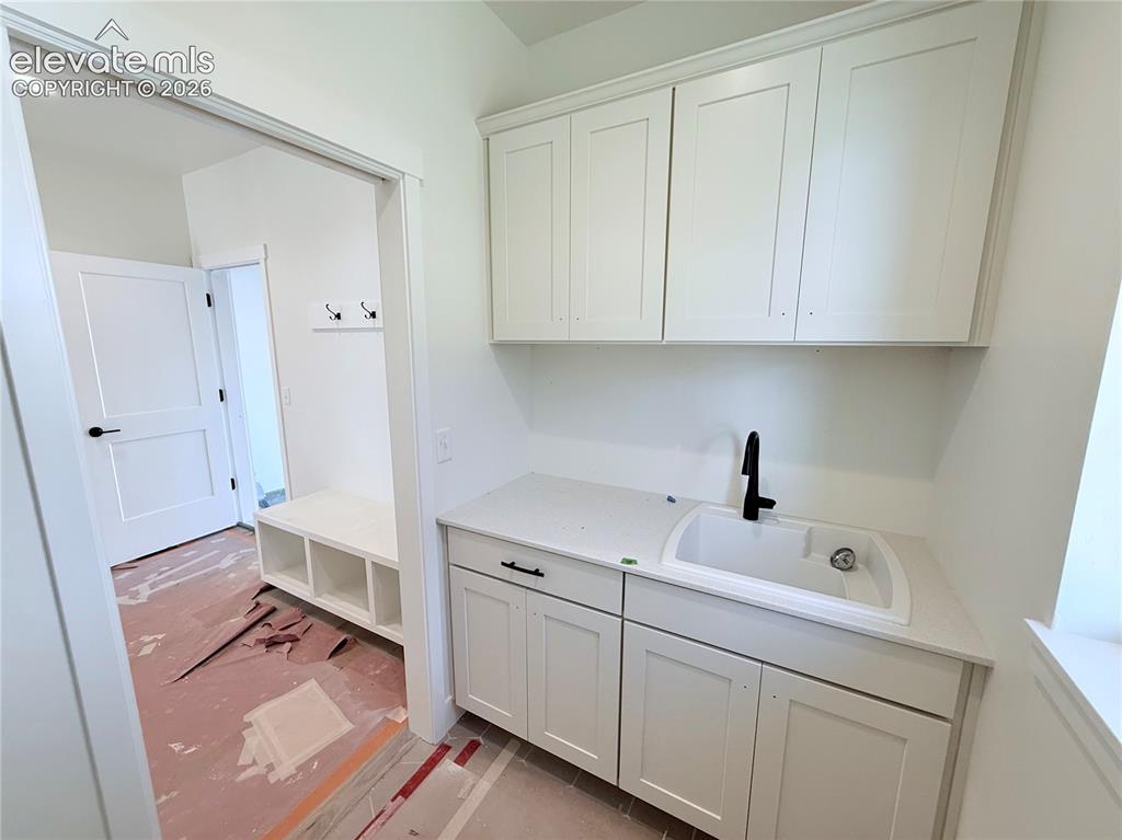 Image 19 of 42: Lower Level Bedroom 1