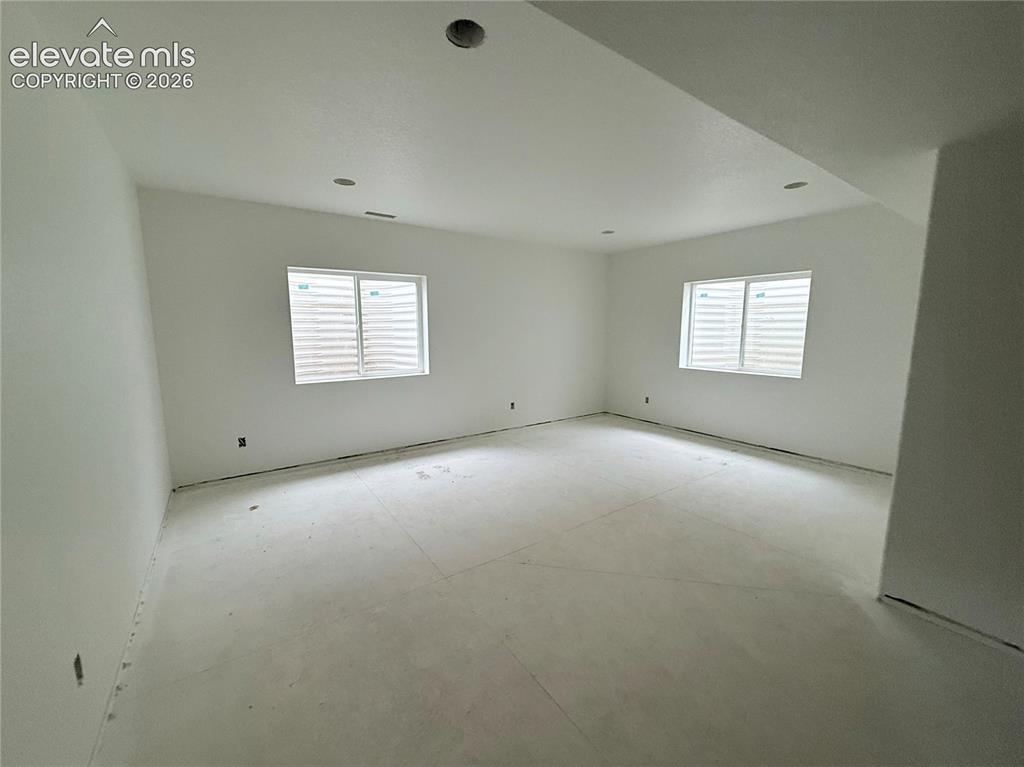 Image 21 of 47: Basement Rec Room