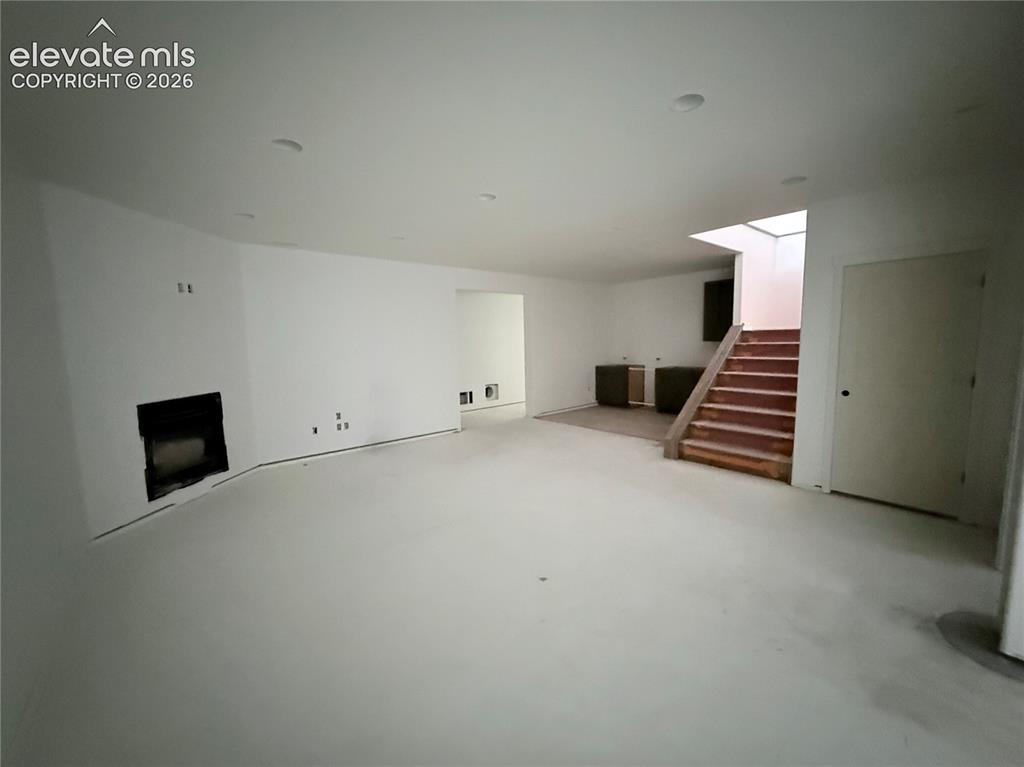 Image 22 of 47: Basement Rec Room