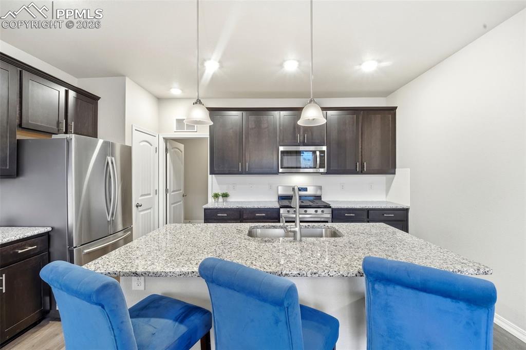 Image 11 of 50: Kitchen