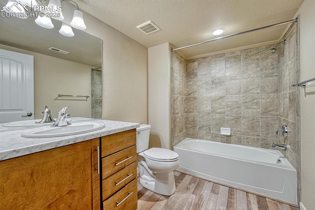 Image 21 of 50: Basement full bathroom