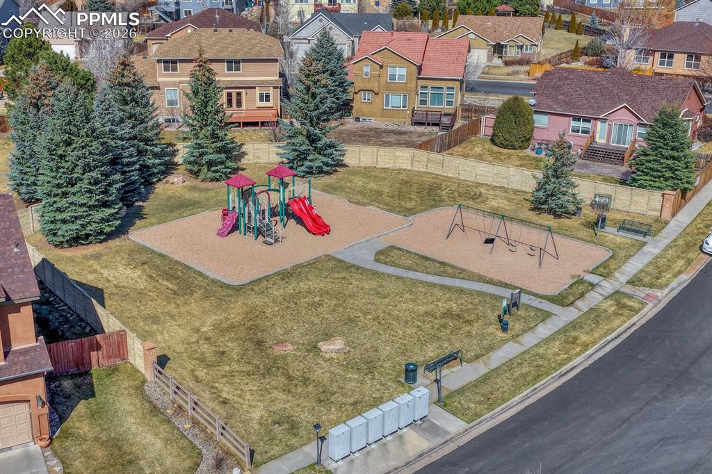 Image 36 of 50: Nearby playground