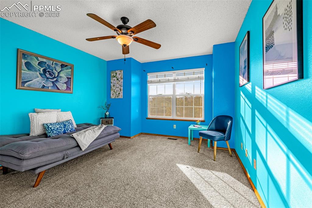 Image 22 of 42: Sitting Room