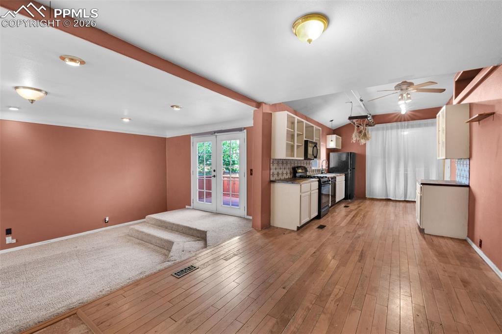 Image 7 of 32: Rocket Preferred Pricing