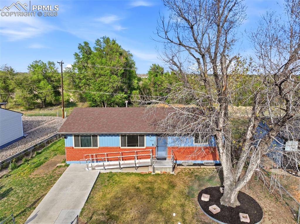 Image 36 of 37: Front of Structure