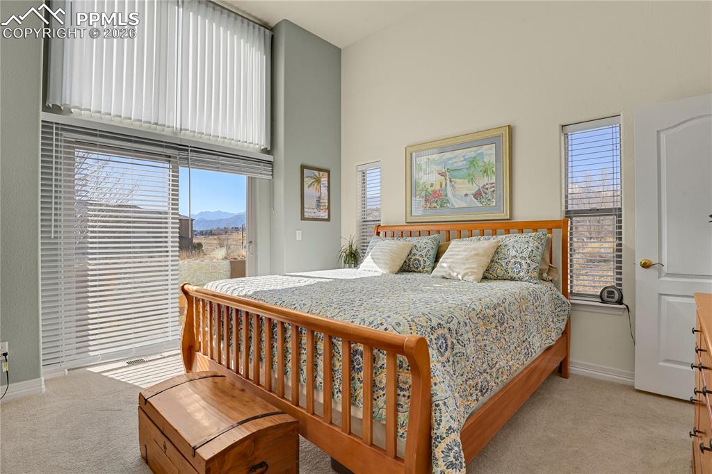 Image 10 of 41: Main level Primary bedroom