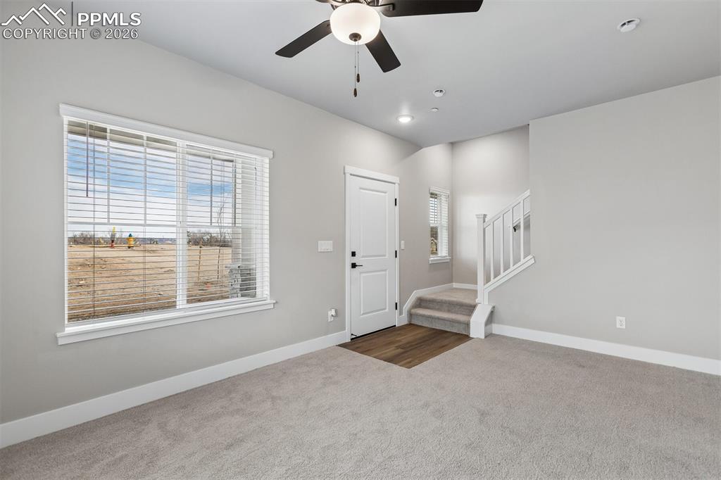 Image 9 of 22: Entry