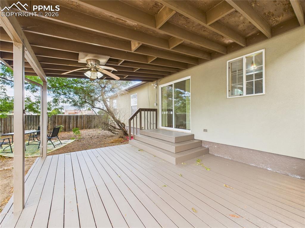 Image 37 of 50: Deck