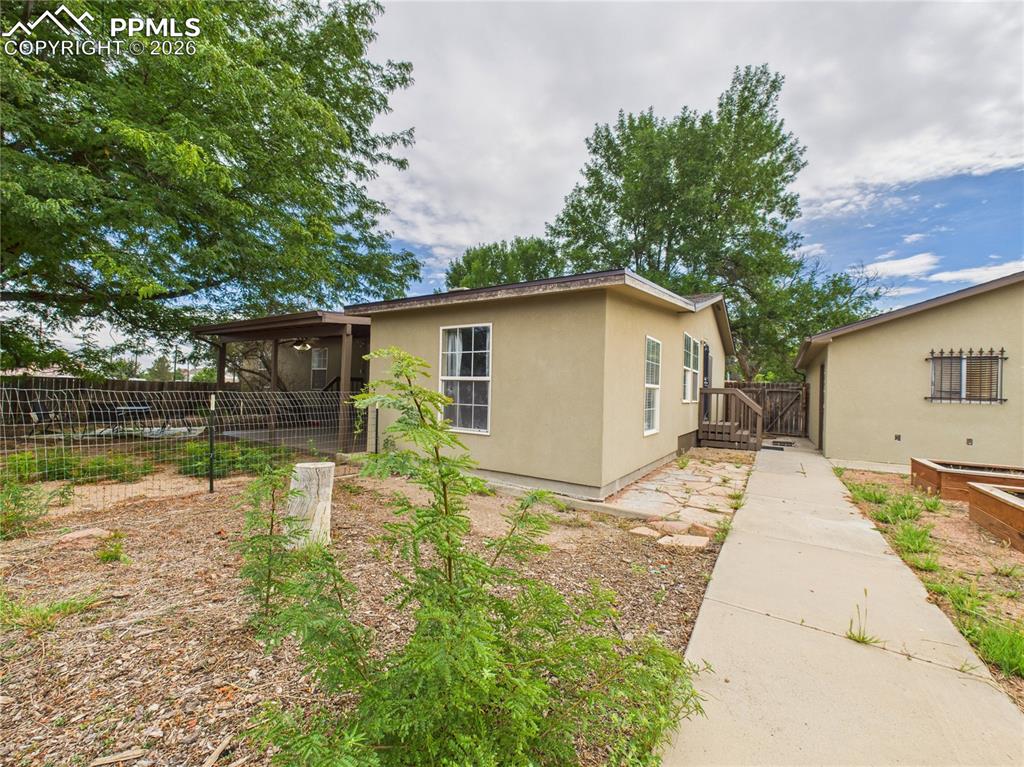 Image 41 of 50: Side of Structure