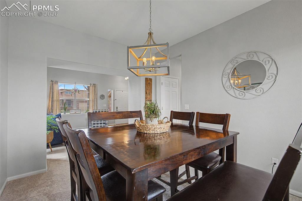 Image 11 of 49: Dining Area