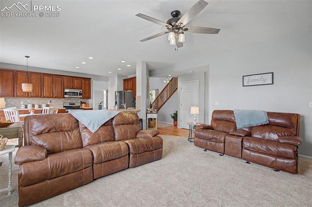 Image 14 of 49: Family Room