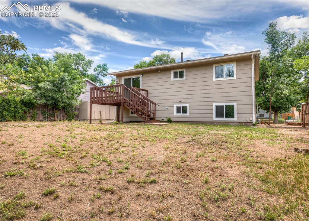 Image 44 of 48: Open view of backyard