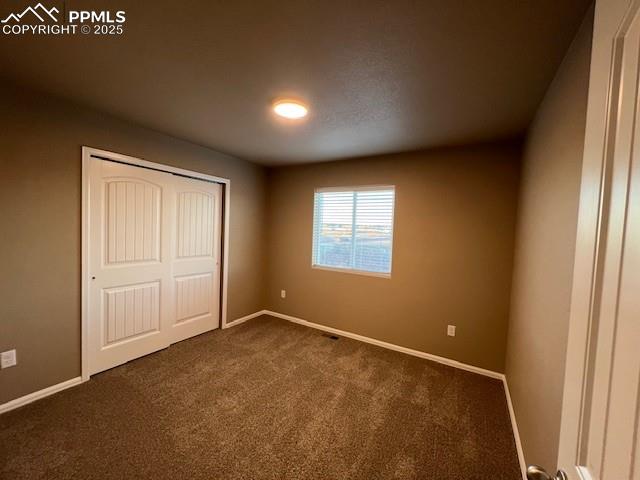 Image 24 of 30: Bedroom